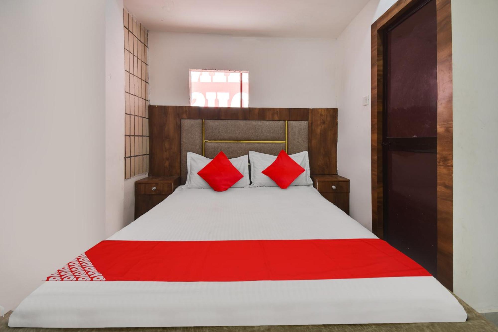 Hotel O Golden King Guest House New Delhi Ngoại thất bức ảnh