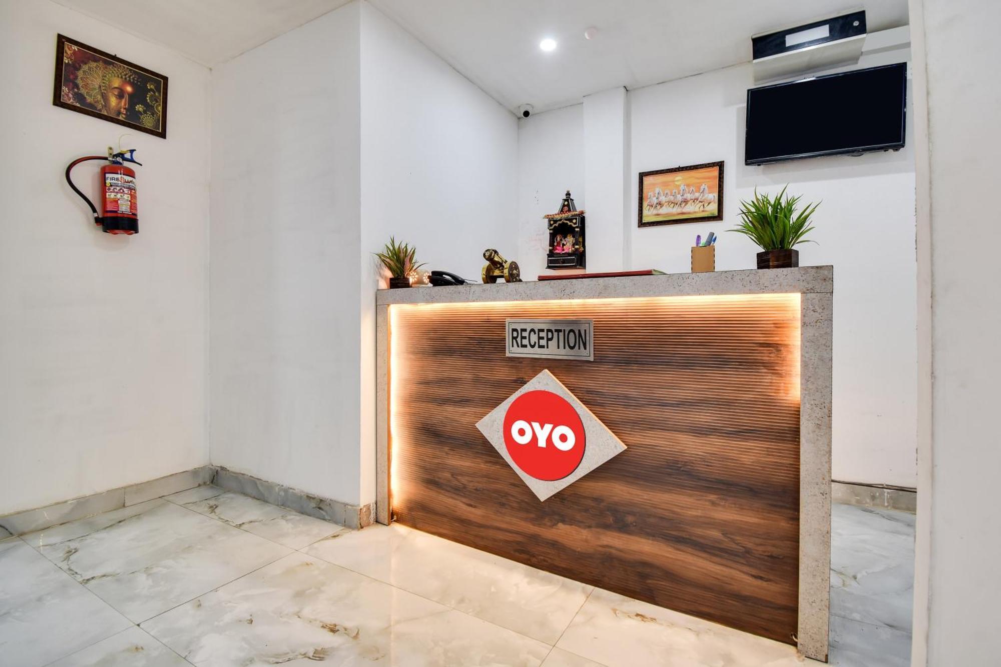 Hotel O Golden King Guest House New Delhi Ngoại thất bức ảnh